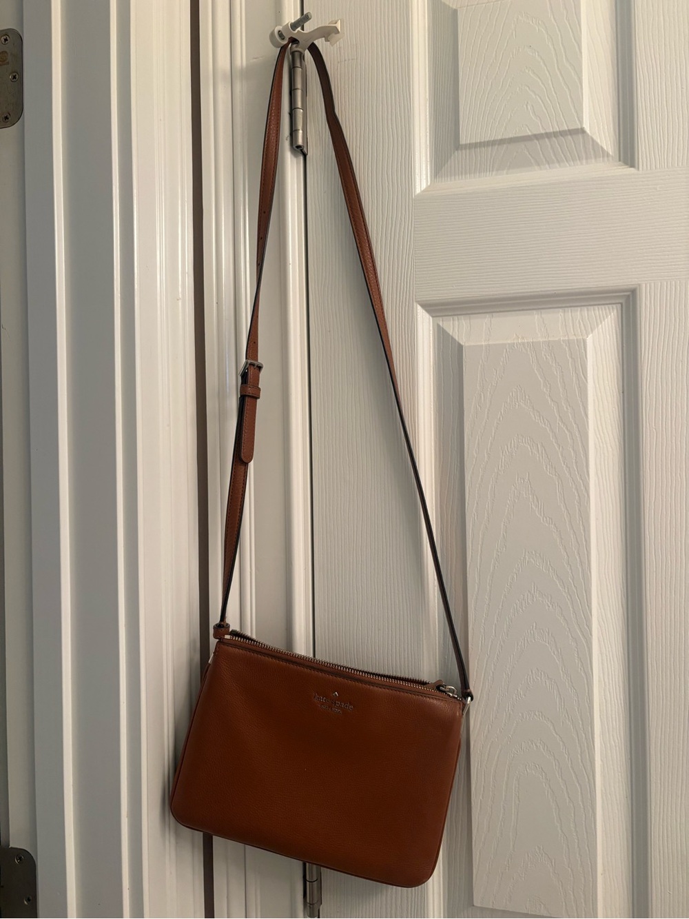 kate spade Tan Leather Zip Pouch LIKE NEW